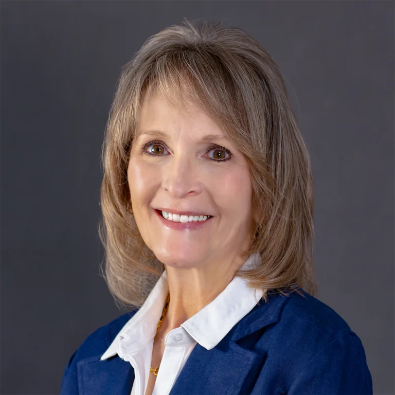Plummer Insurance Employee Jo Dee Woolintgon